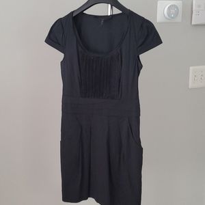 BCBG simple black dress size 4P
